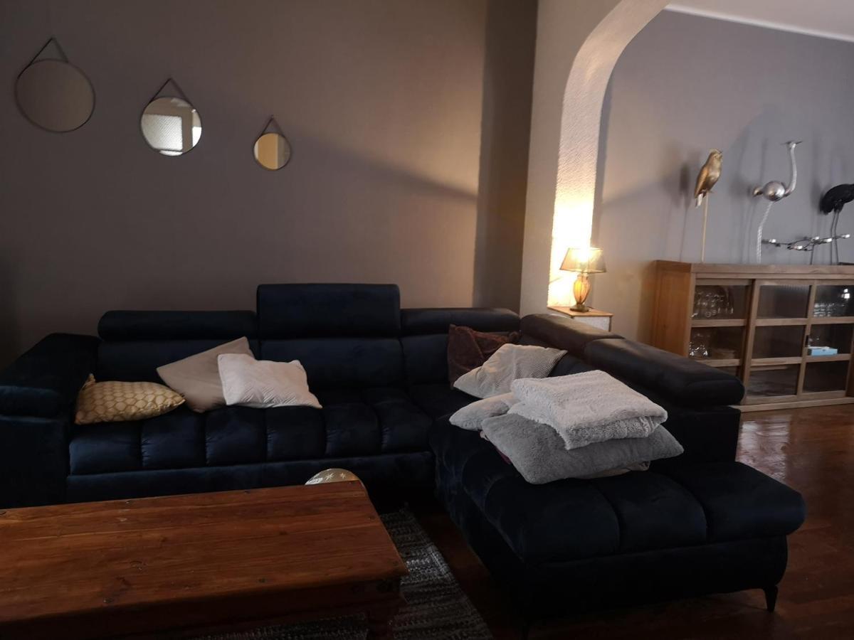 Le Repos Bien Merite Nesle Exteriér fotografie